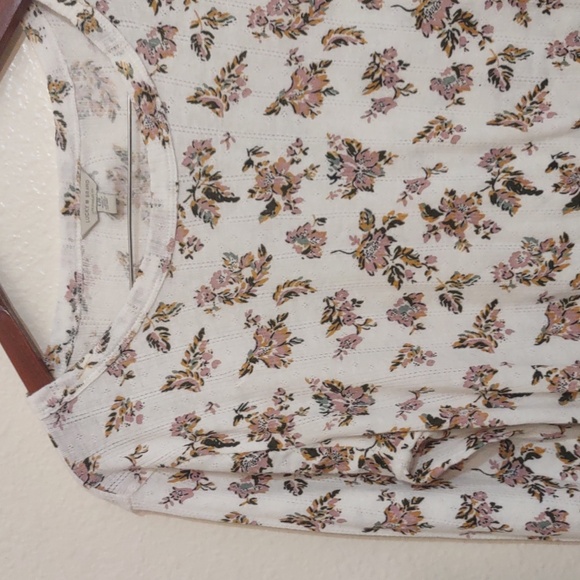 SLIGHTLY USED LUCKY BRAND LONG SLEEVE BOHO SHIRT FLORAL SIZE L THIN MATERIAL - Picture 3 of 10